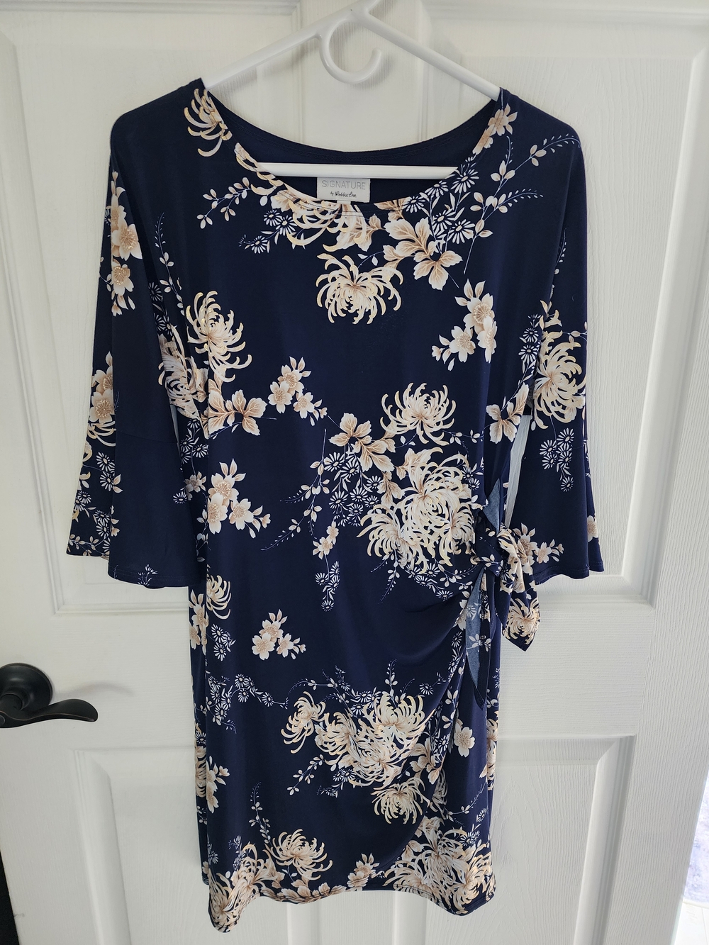 Navy Floral Tie-Waist Bell Quarter Sleeve Dress